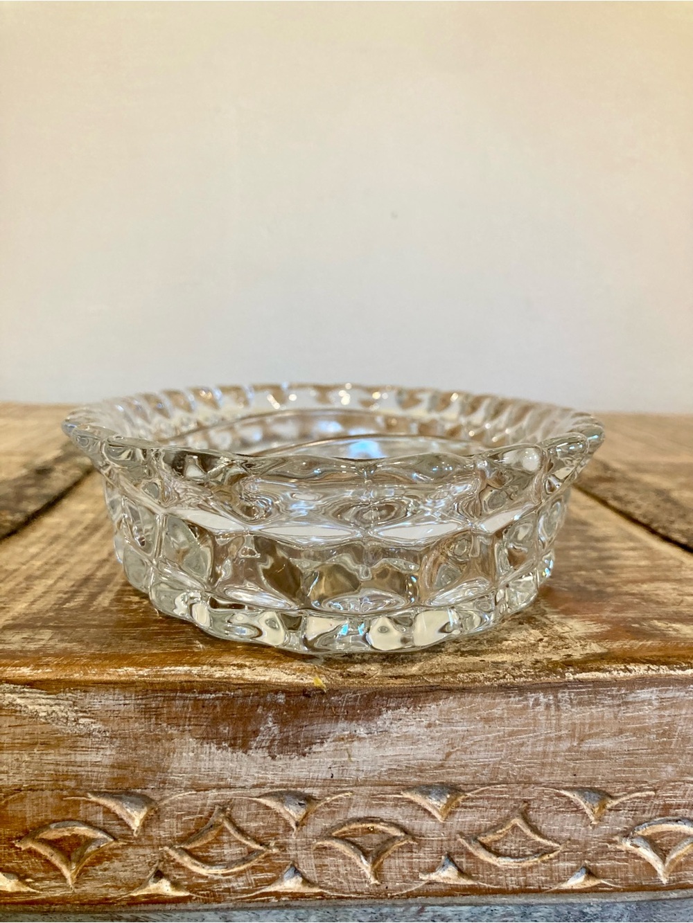 Fostoria American Glass 3 Part Relish Dish Scalloped Edges - Picture 7 of 11